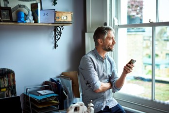 FES Mental Health And Money, Gettyimages 1032614270 Reverse